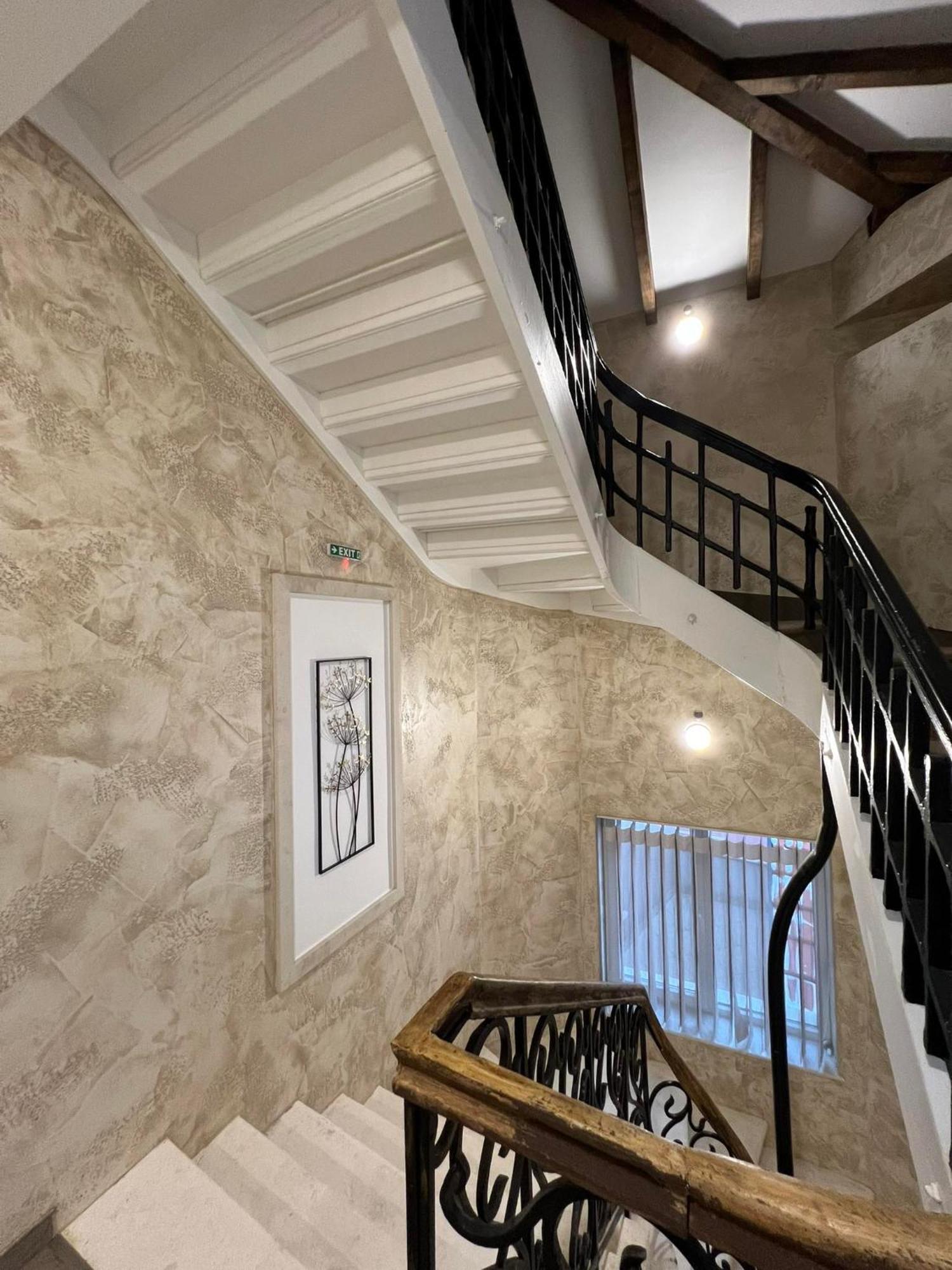 Хотел Vip Apart House Плевна Экстерьер фото