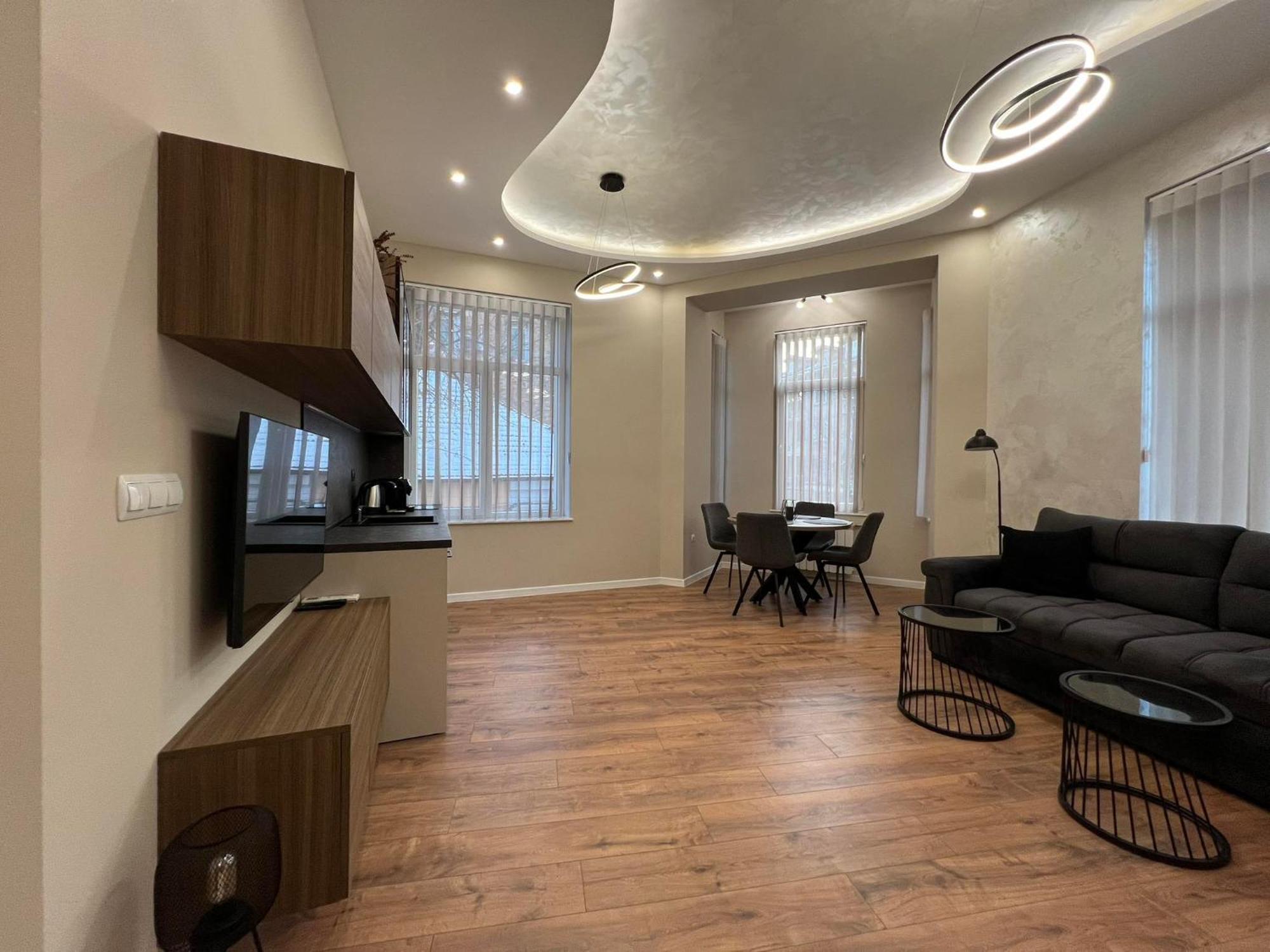 Хотел Vip Apart House Плевна Экстерьер фото