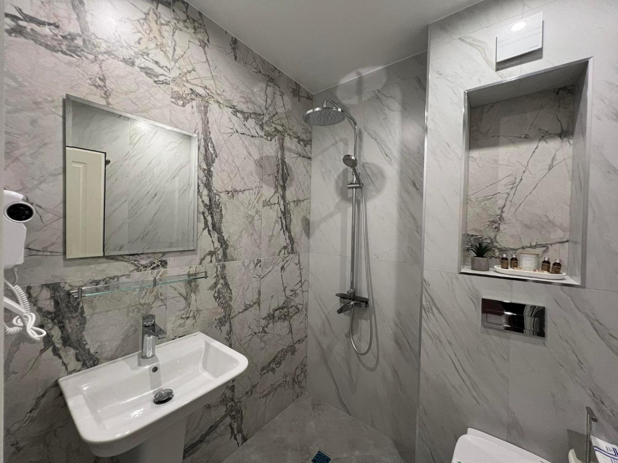 Хотел Vip Apart House Плевна Экстерьер фото